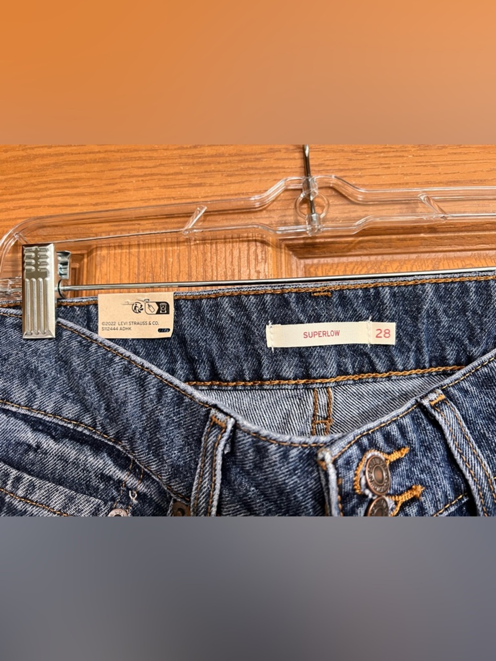 Levi's Superlow Loose Wide-Leg Jeans in Medium Blue Wash - Picture 7 of 8